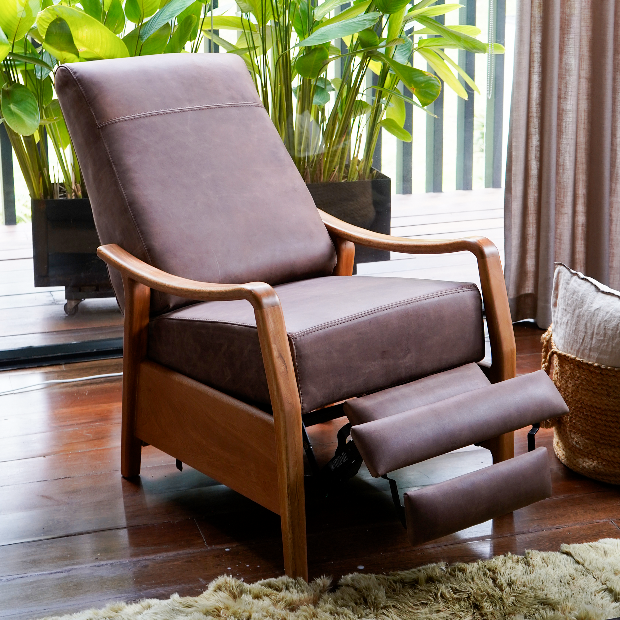 Reclinable_Colani_1